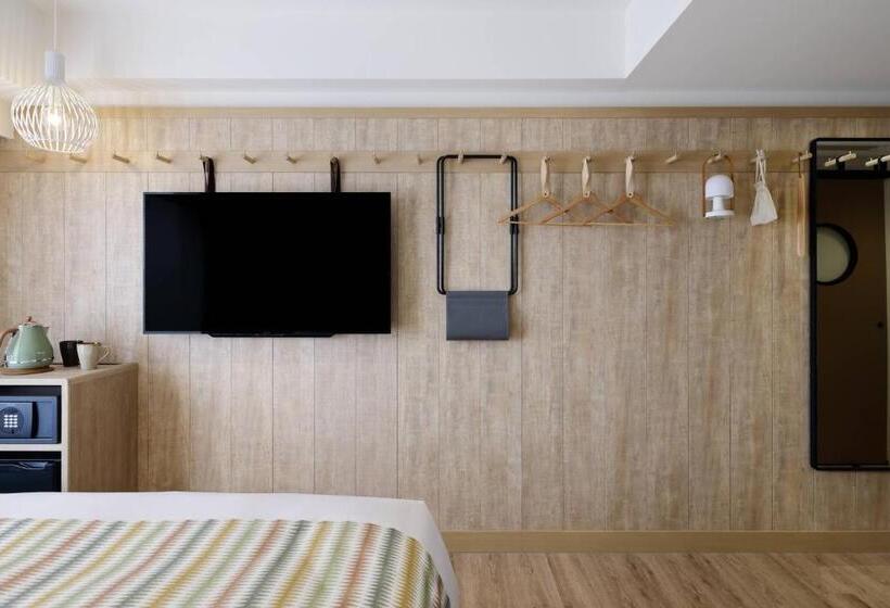 Fotos del hotel Moxy Kyoto Nijo:  6