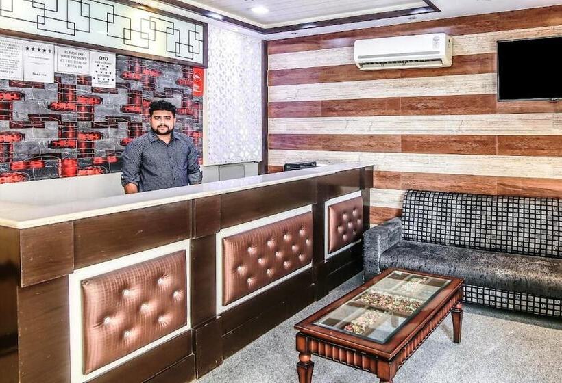 Fotos del hotel Oyo 10454 Hotel Riviera:  19