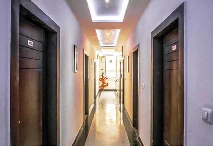 Fotos del hotel Oyo 10454 Hotel Riviera:  22