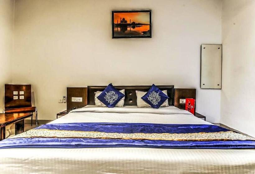 Fotos del hotel Oyo 10454 Hotel Riviera:  16