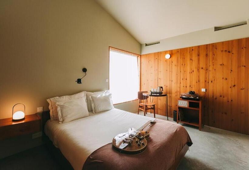 Mouco   Stay, Listen & Play