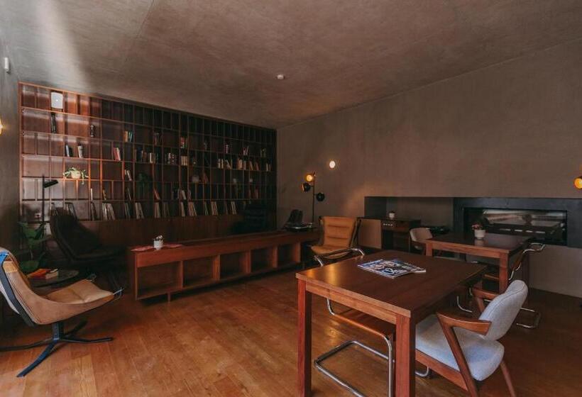 Fotos del hotel Mouco   Stay, Listen & Play:  24