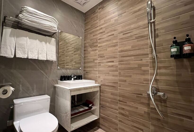 Fotos del hotel Saint Hostel:  16