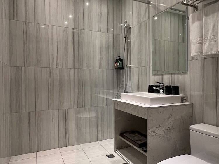 Fotos del hotel Saint Hostel:  17