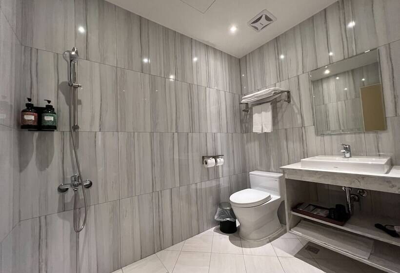 Fotos del hotel Saint Hostel:  10