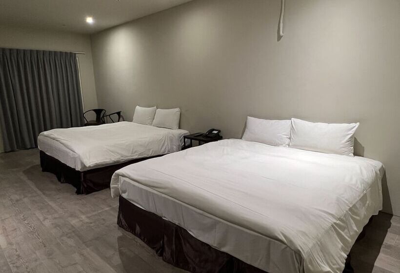 Fotos del hotel Saint Hostel:  25