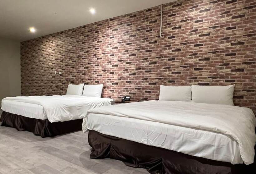 Fotos del hotel Saint Hostel:  18