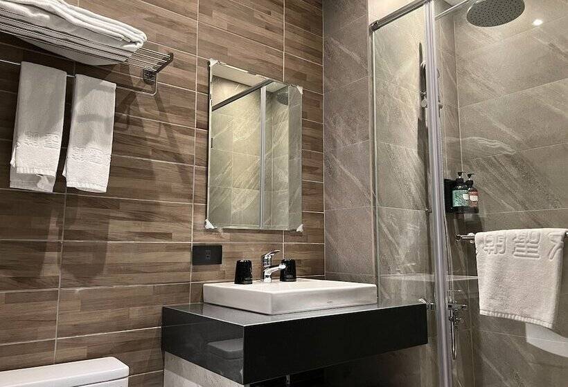 Fotos del hotel Saint Hostel:  8