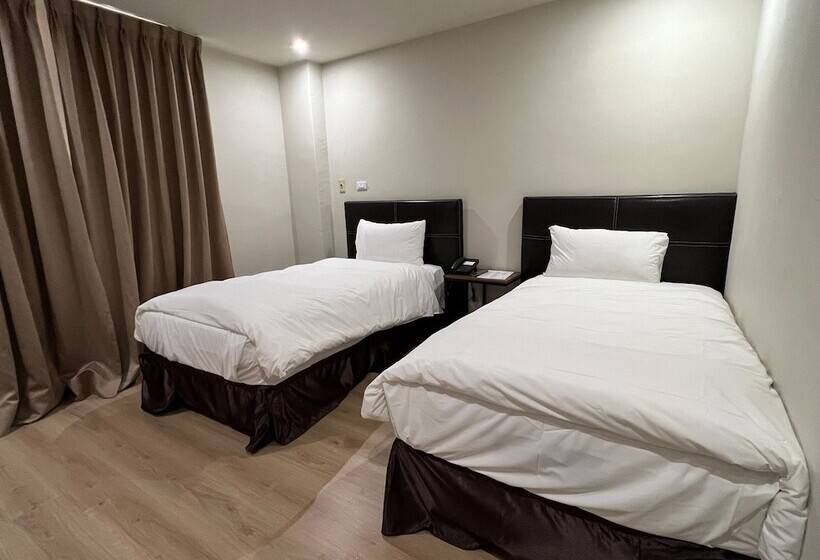 Fotos del hotel Saint Hostel:  5