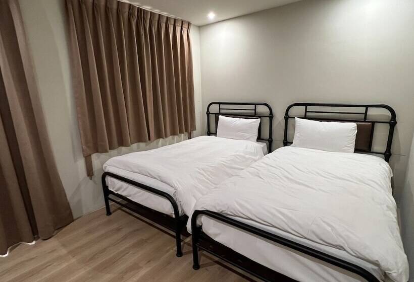 Fotos del hotel Saint Hostel:  4