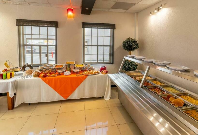 Fotos del hotel Sntenario:  11