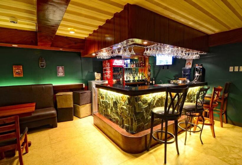 Fotos del hotel Dahilayan Forest Park Resort:  8