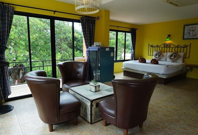 Fotos del hotel The Castello Resort:  2