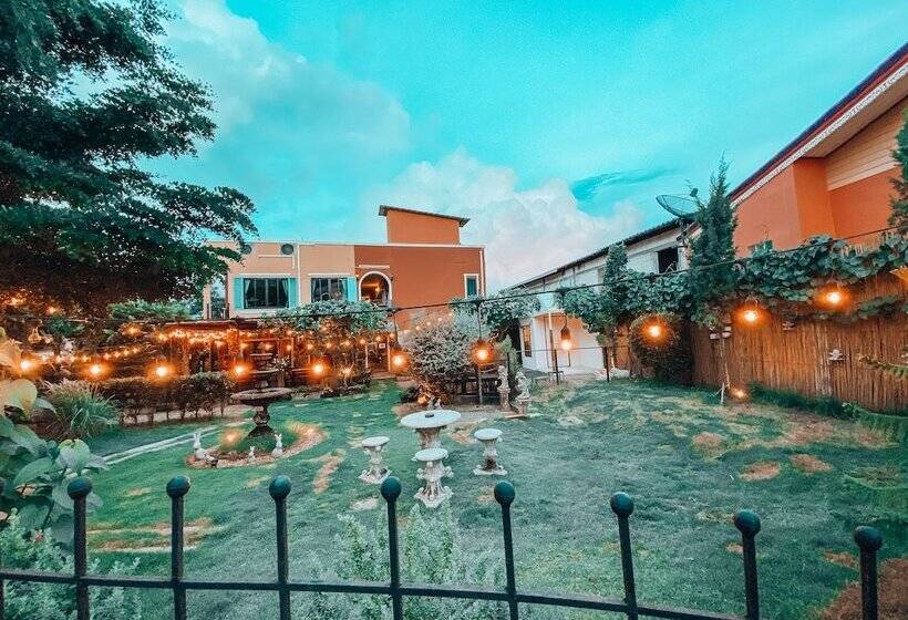 Fotos del hotel The Castello Resort:  3