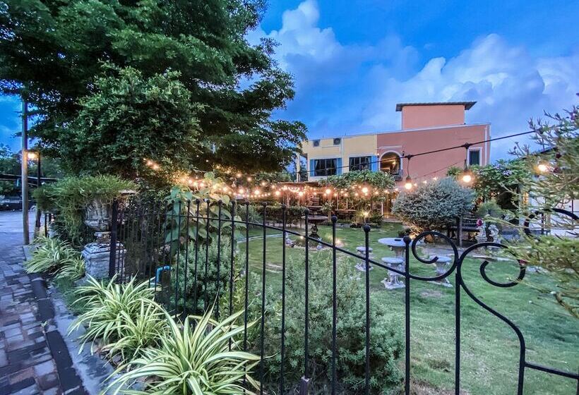 Fotos del hotel The Castello Resort:  15