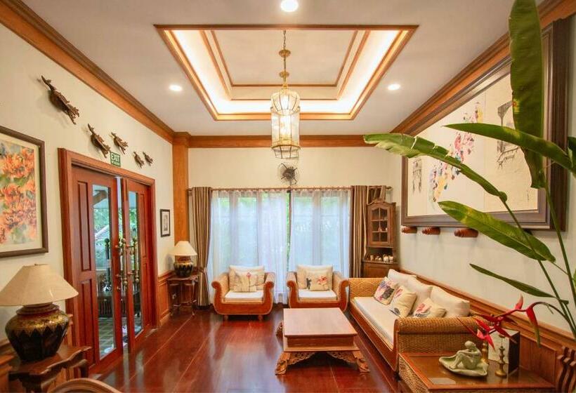 Fotos del hotel Rich Garden House:  23