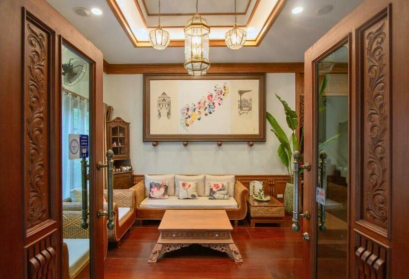 Fotos del hotel Rich Garden House:  24