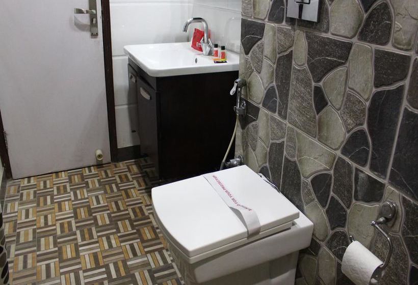 Oyorooms Hazratnizamuddin Railwaystation