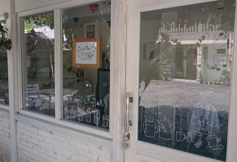 Fotos del hotel Metro Guest House:  5