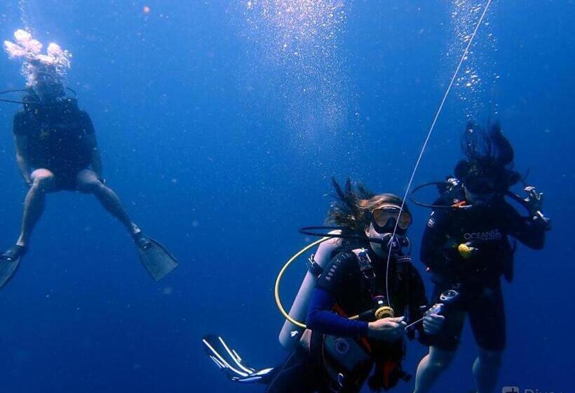 Fotos del hotel Oceans 5 Dive Resort:  16