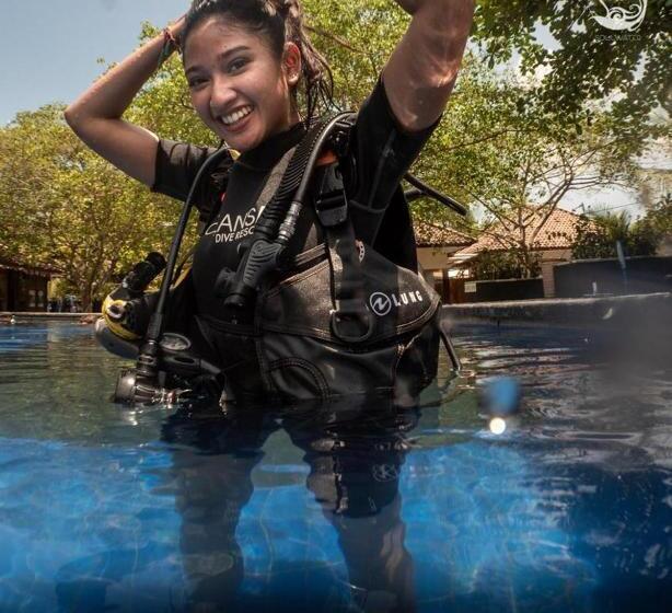 Fotos del hotel Oceans 5 Dive Resort:  2