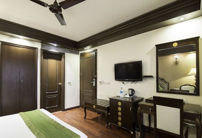 Fotos del hotel Treebo Tryst Royce New Friends Colony:  18