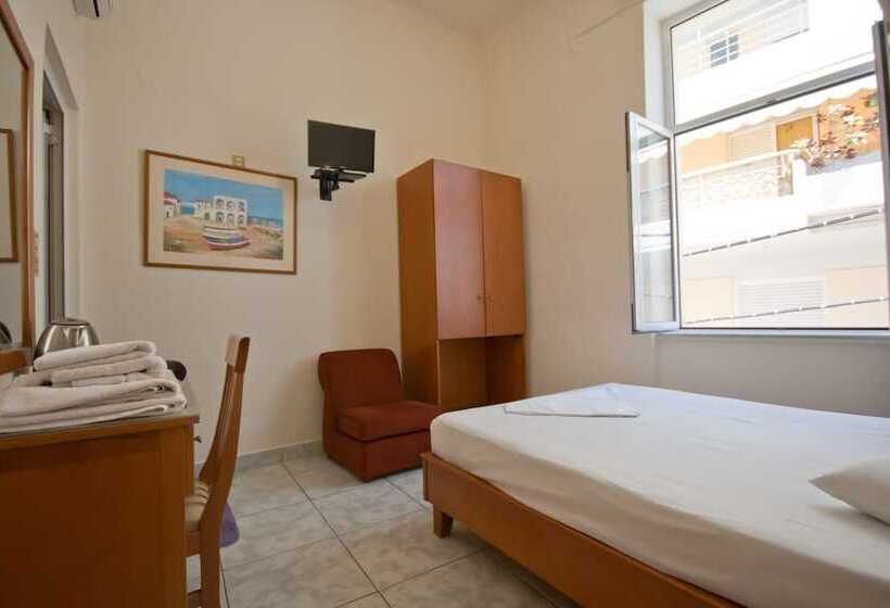 Fotos del hotel Lena:  8