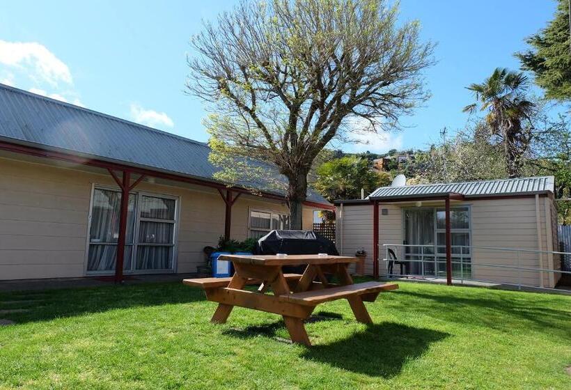 Fotos del hotel Castles Motel:  4