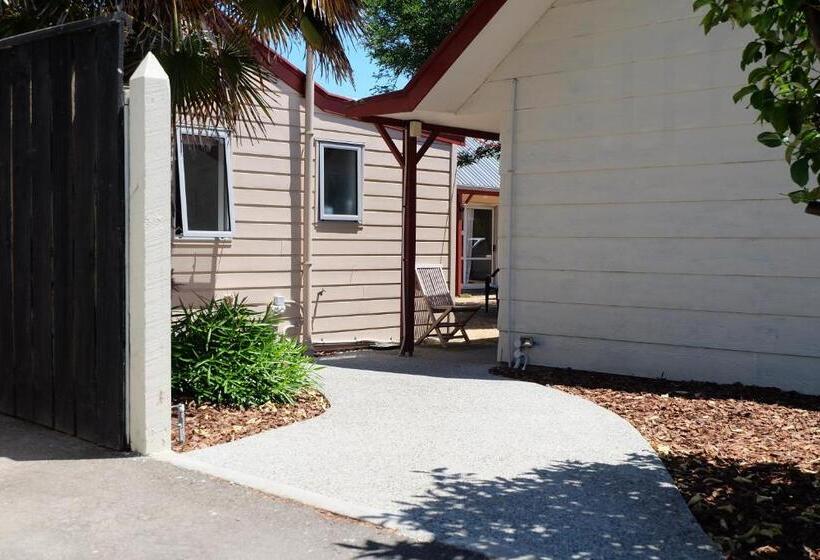 Fotos del hotel Castles Motel:  8