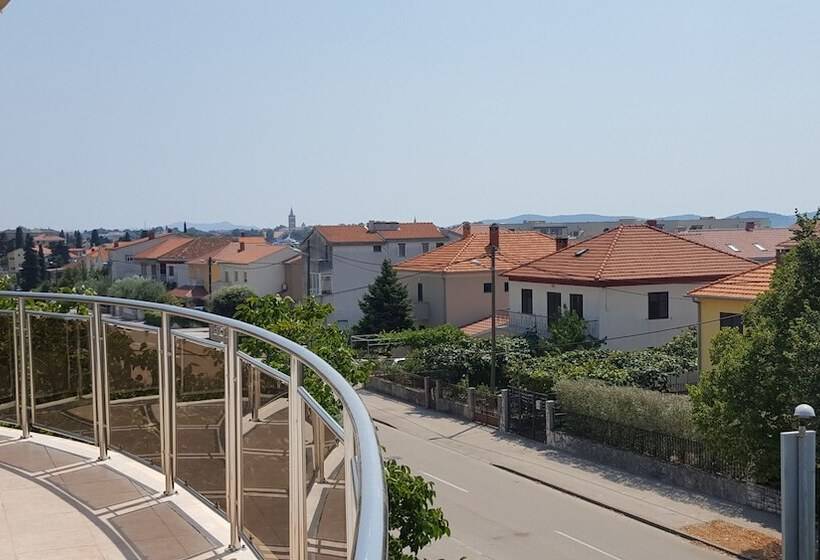 Fotos del hotel Art Depandansa:  8