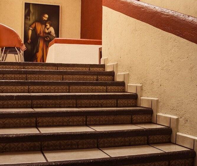 Fotos del hotel Casa De Oración San José:  13