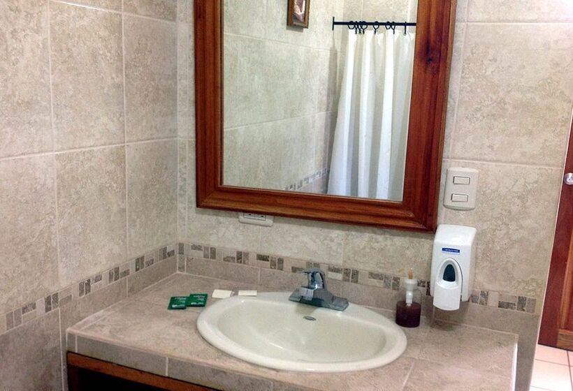 Fotos del hotel Central Park-managua:  7