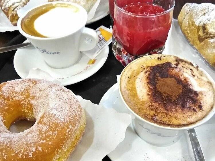 Fotos del hotel Domus Romantica:  3