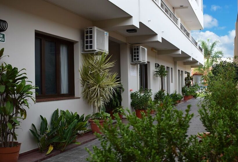 Fotos del hotel Ref  Aparts & Habs:  12