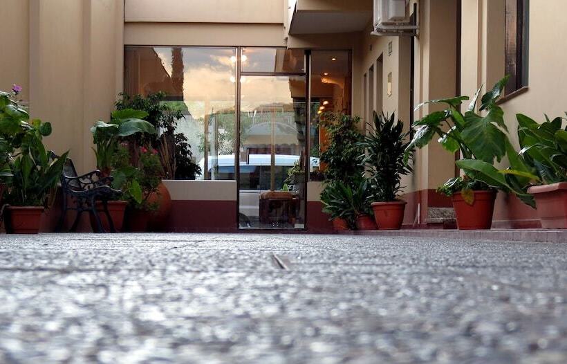 Fotos del hotel Ref  Aparts & Habs:  8