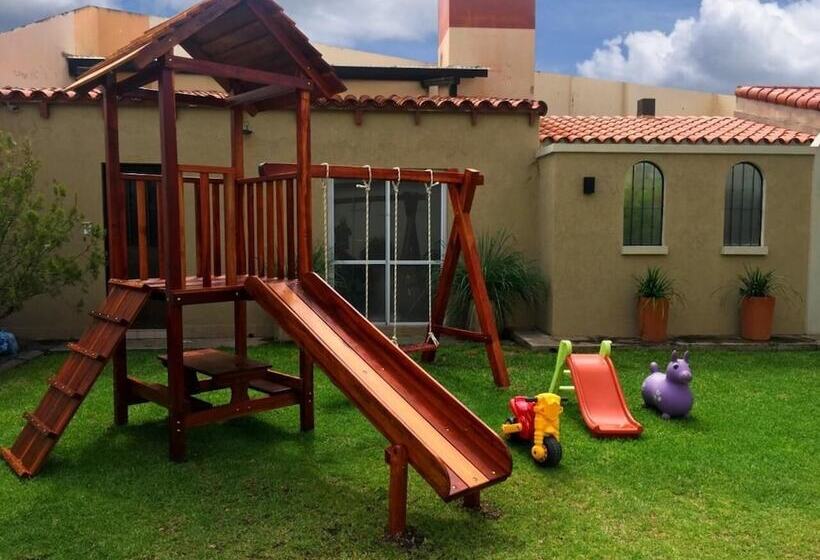 Fotos del hotel Ref  Aparts & Habs:  3