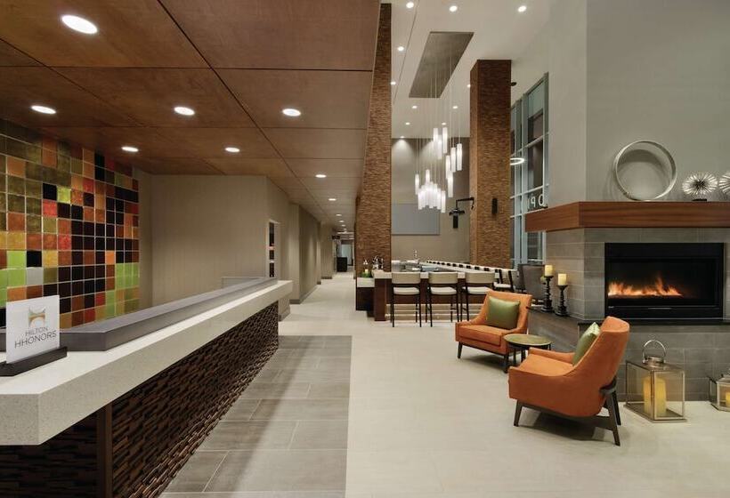 Fotos del hotel Hilton Garden Inn Calgary Downtown:  3