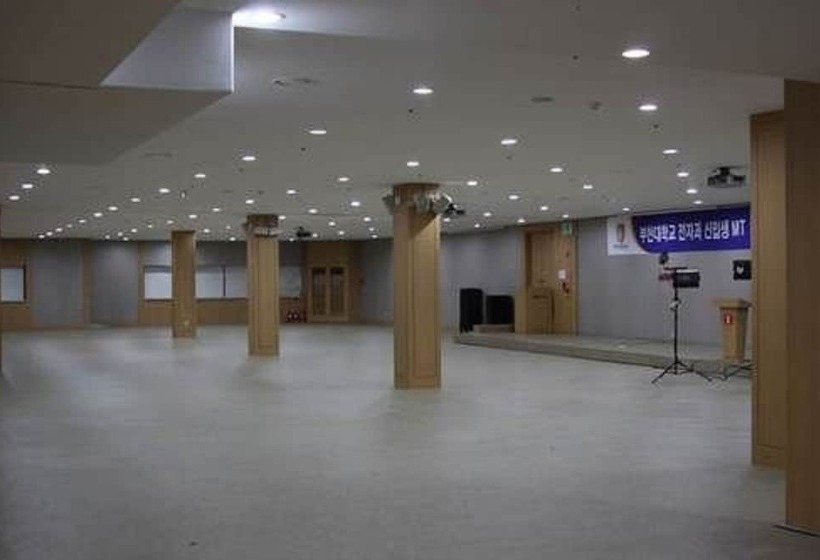 Fotos del hotel Ipark Condominium:  4