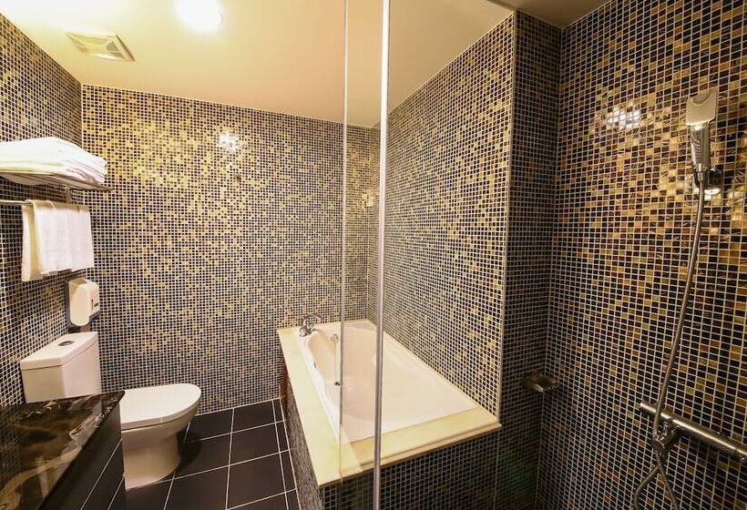 Fotos del hotel Talmud  Tainan:  8