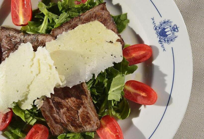 Fotos del hotel Titano Suites:  7