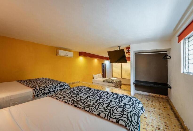 Fotos del hotel Santiago:  10