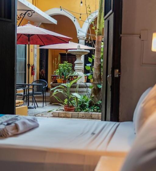 Fotos del hotel Santiago:  6