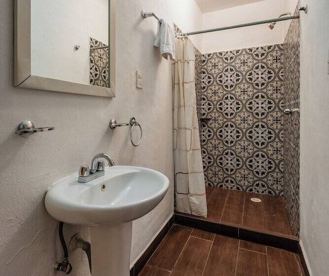 Fotos del hotel Santiago:  7