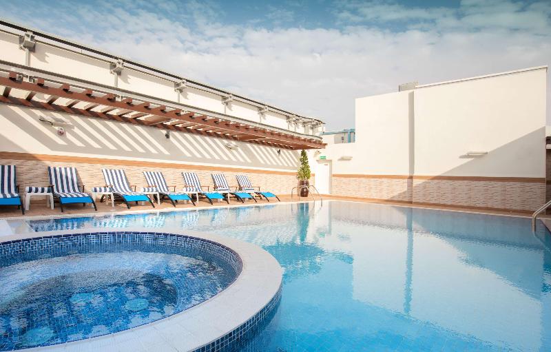 Fotos del hotel Golden Tulip Downtown Abu Dhabi:  2