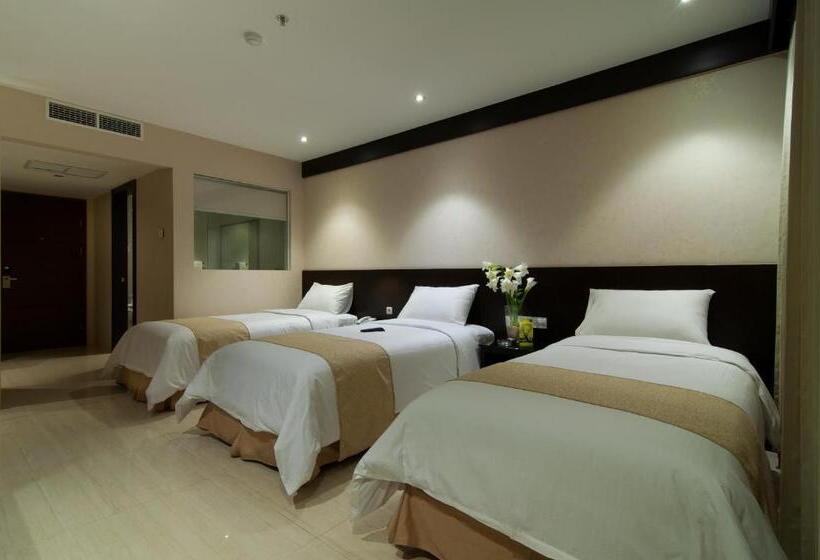 Fotos del hotel Aria Gajayana:  2