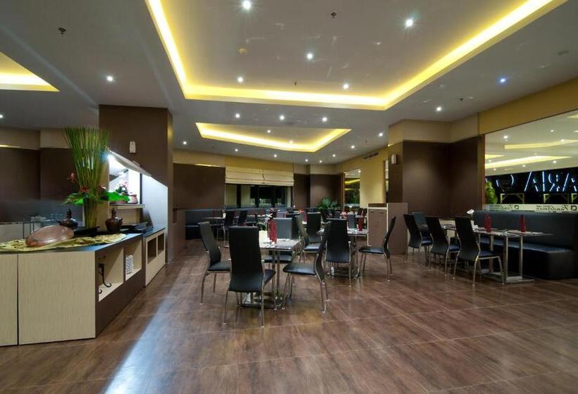 Fotos del hotel Aria Gajayana:  23