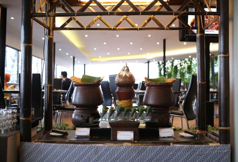 Fotos del hotel Aria Gajayana:  6