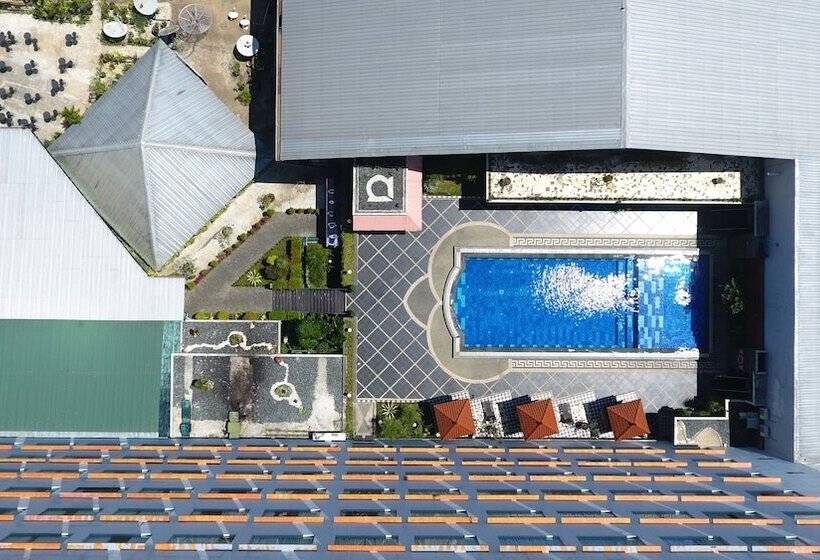 Fotos del hotel Aria Gajayana:  3