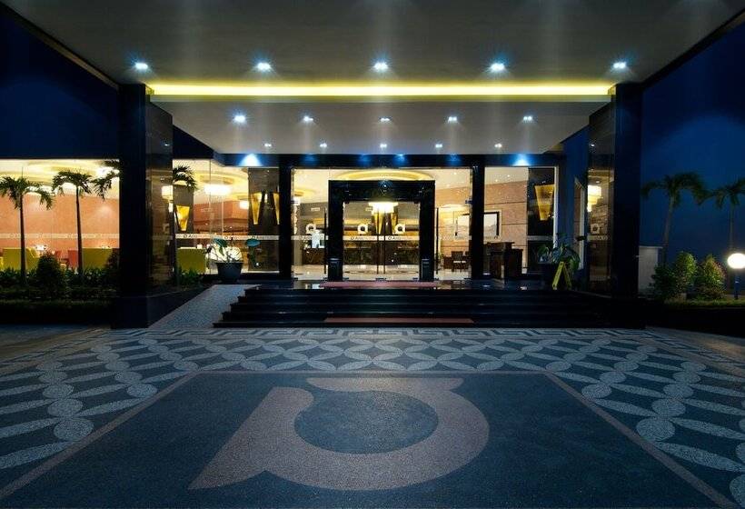 Fotos del hotel Aria Gajayana:  4