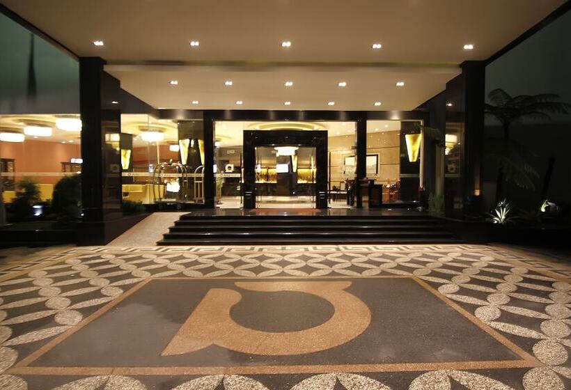 Fotos del hotel Aria Gajayana:  21